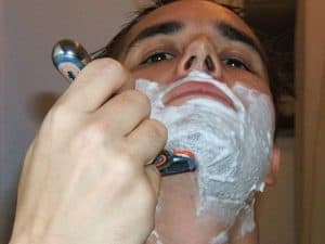 Good shaving habits prevent razor burns