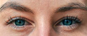 23 Facts About Castor Oil for Eyelash Growth blue eye
