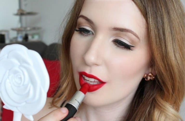 Best Lipstick for Fair Skin Pink, Coral, Plum & Berry Colors on Fair Skin