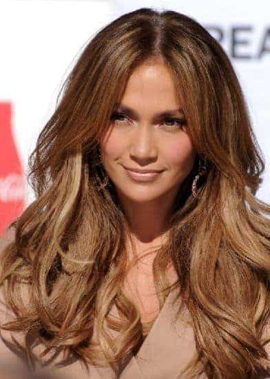 mesmerizing light caramel brown hair ideas