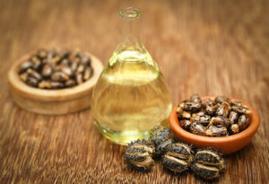 Castor Oil for Eyebrows oil2