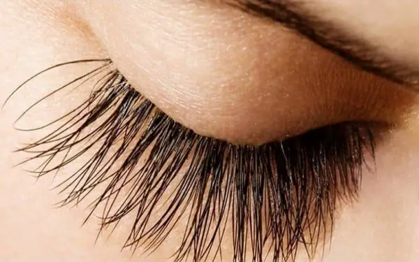 How to get longer eyelashes