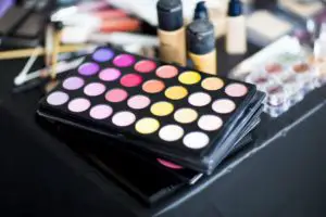 How To Do Makeup Fast In The Morning with these 5 products colors 291851 960 720
