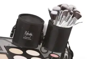 Brush Or Beauty Blender To Apply Foundation makeup brushes 824704 960 720