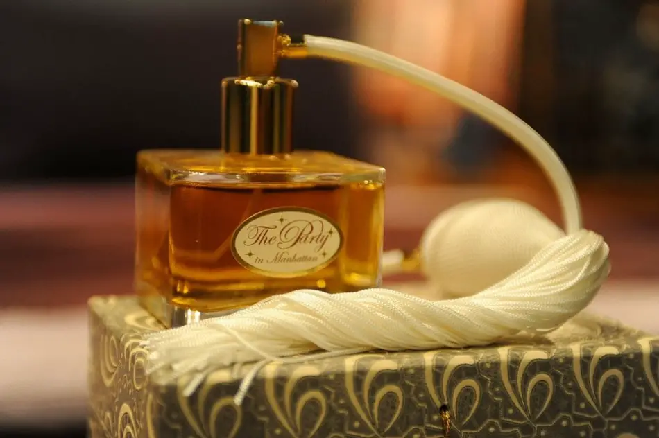 5 Best Winter Fragrances for Men and Women purfume